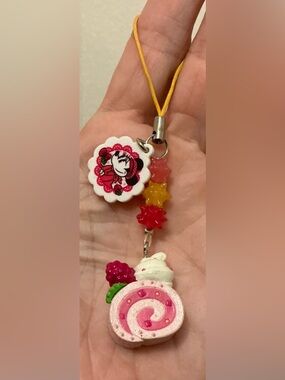 Rare Tokyo Disney Resort Minnie Mouse Fruit roll Strap Cellphone Handbag Charm